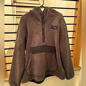 North Face 1/2 Zip